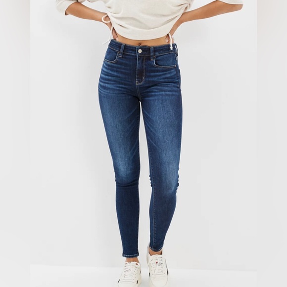 American Eagle - Picture 1 of 2